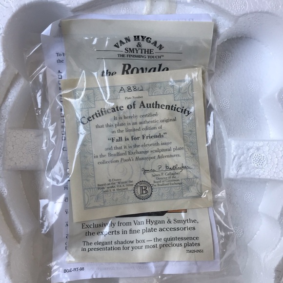 Disney Winnie the Pooh “Pooh’s Hunnypot Adventures” 3d Plate Set - Bradford Ex. - Picture 13 of 14